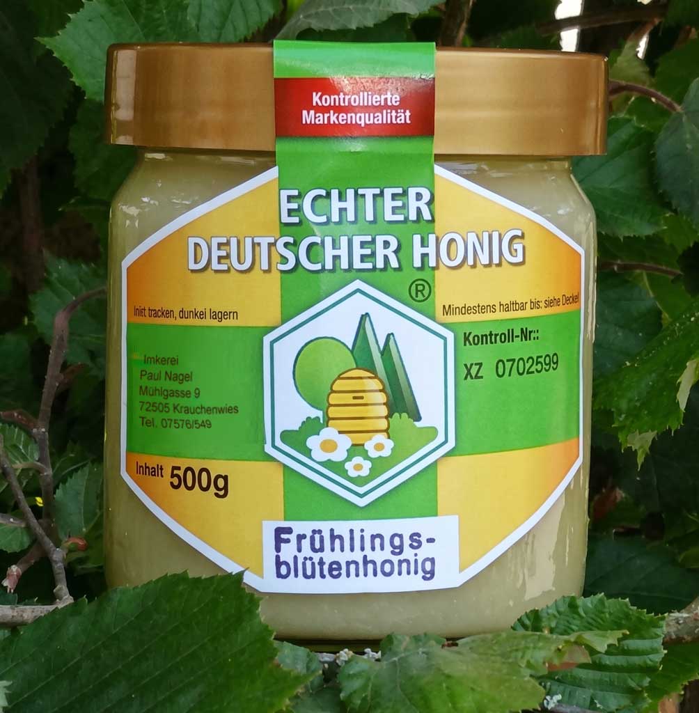 Fruehlingsbluetenhonig von der oberen donau 